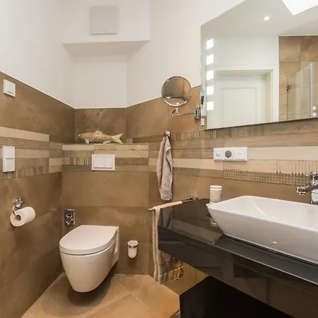 Victoria Luna Penthouse No 10 Strandstrstr48 *